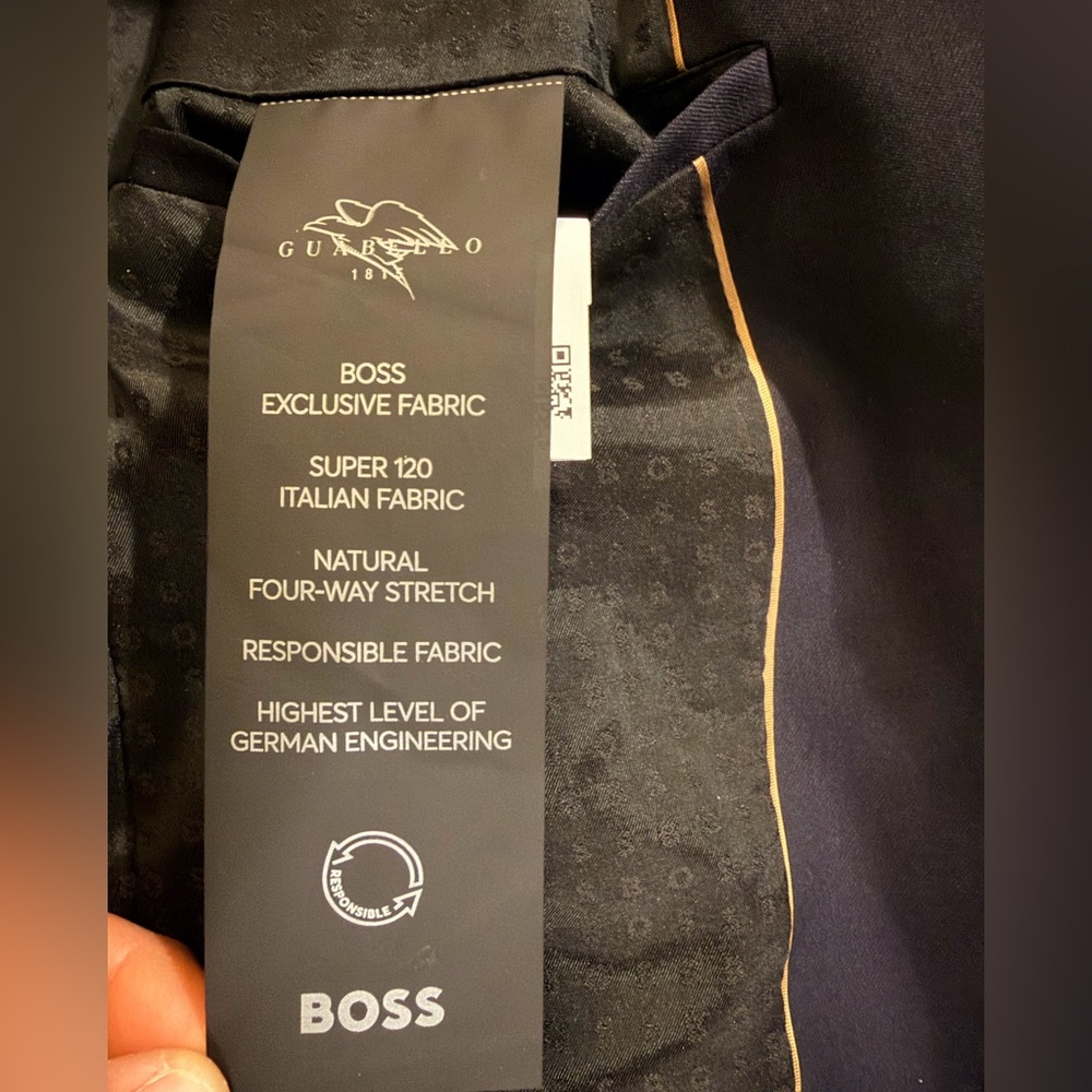 Boss Navy Blue Two-Button Suit set Size US36R Blazer and Pant US32R - Picture 11 of 16